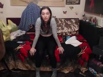 Glamourhottie Chaturbate stream image from October 25, 2025