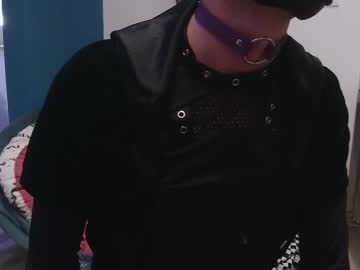 Lusty_Strays Chaturbate stream image from October 25, 2025