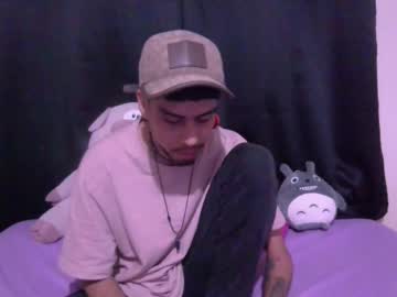 Smoker00teddybear Chaturbate stream image from October 25, 2025
