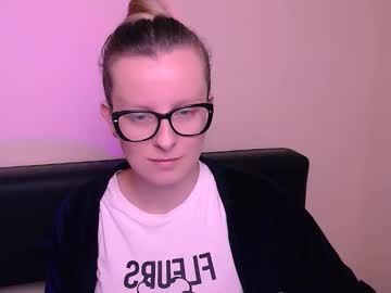 Vanillaex_ Chaturbate stream image from October 25, 2025