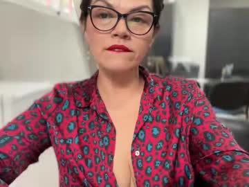 Carlaconnortv Chaturbate stream image from October 25, 2025