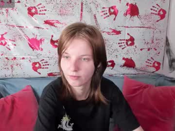 Madelaines Chaturbate stream image from October 25, 2025
