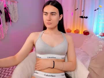 Heyalena Chaturbate stream image from October 25, 2025