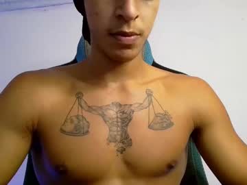 Luisadrianguzmansantander5 Chaturbate stream image from October 25, 2025