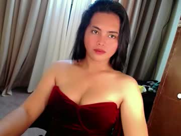 Zhillycate Chaturbate stream image from October 25, 2025