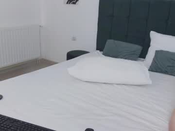 Novaviibe Chaturbate stream image from October 25, 2025