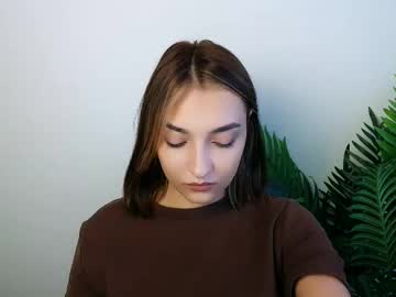 Veryveryshygirl Chaturbate stream image from October 25, 2025