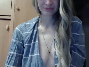 Ivetta911 Chaturbate stream image from October 25, 2025