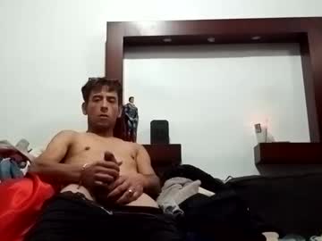 Alejandrochao84 Chaturbate stream image from October 25, 2025