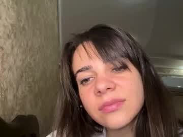 Tinaloverxq Chaturbate stream image from October 25, 2025