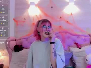 Rossiie_Hunt_ Chaturbate stream image from October 25, 2025