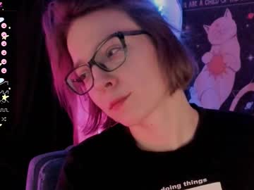 Moon__Girl Chaturbate stream image from October 25, 2025