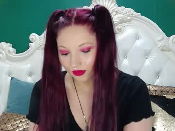 Arielburn Chaturbate stream image from October 25, 2025