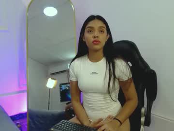 Chloe_Storm212 Chaturbate stream image from October 25, 2025
