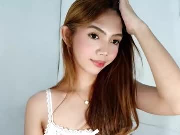 Feyaaa Chaturbate stream image from October 25, 2025