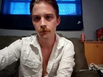 Moose6810 Chaturbate stream image from October 25, 2025