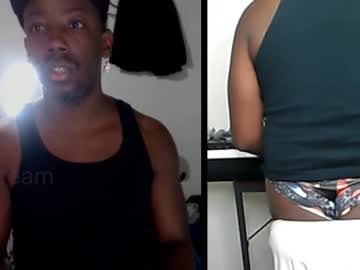 Bicepsandfrot Chaturbate stream image from October 25, 2025