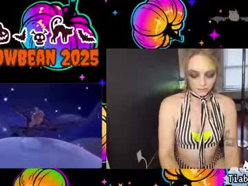 Tia_Beanie Chaturbate stream image from October 25, 2025