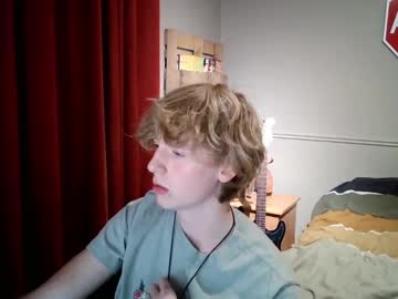 Gayblondboy Chaturbate stream image from October 25, 2025