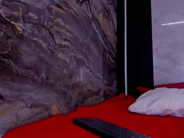 Skyyandsmith Chaturbate stream image from October 26, 2025
