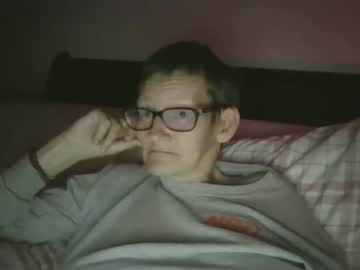 Luvbugs83 Chaturbate stream image from October 26, 2025