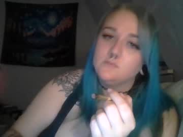Manicpixiepop Chaturbate stream image from October 26, 2025
