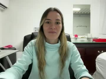 Ailebun Chaturbate stream image from October 26, 2025