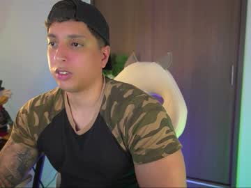 Appolo_Allen Chaturbate stream image from October 26, 2025