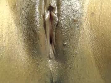 Kira_256 Chaturbate stream image from October 26, 2025