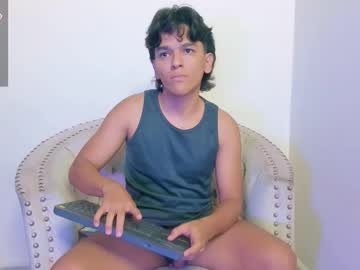 Salomonmendoza Chaturbate stream image from October 26, 2025