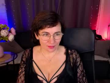 Daaamnmature Chaturbate stream image from October 26, 2025