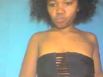 Rwuica Chaturbate stream image from October 26, 2025