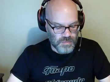 Flez85 Chaturbate stream image from October 26, 2025