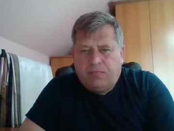 Freeboy80180 Chaturbate stream image from October 26, 2025