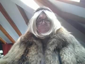 Fursdany Chaturbate stream image from October 26, 2025