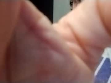 Hungslim2 Chaturbate stream image from October 26, 2025
