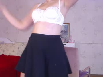 Lissalucy Chaturbate stream image from October 26, 2025