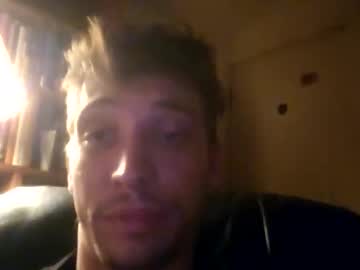 Izodubz Chaturbate stream image from October 26, 2025