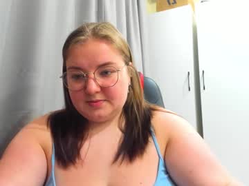 Rina16 Chaturbate stream image from October 26, 2025