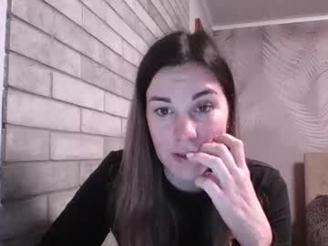 Adelfreshq Chaturbate stream image from October 26, 2025