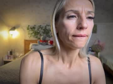 Cleosecret451 Chaturbate stream image from October 26, 2025