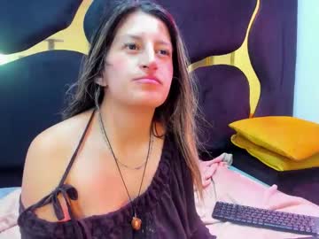 Giaroussel Chaturbate stream image from October 26, 2025