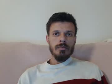 Rayann27 Chaturbate stream image from October 26, 2025