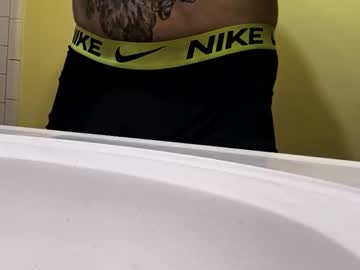 Sammy3bizz Chaturbate stream image from October 26, 2025