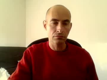 Chendlerer Chaturbate stream image from October 26, 2025