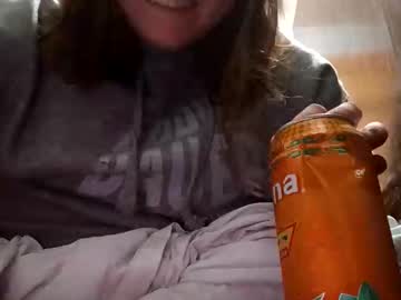 Icybbydragon Chaturbate stream image from October 26, 2025