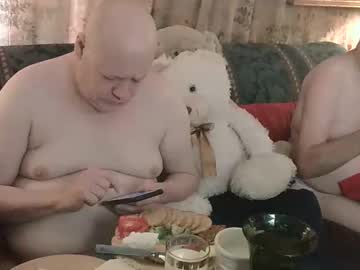 Daddycubbyhubby Chaturbate stream image from October 26, 2025