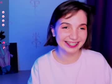 Kindhazelhere_ Chaturbate stream image from October 26, 2025