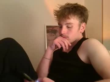 Breaxaam Chaturbate stream image from October 26, 2025