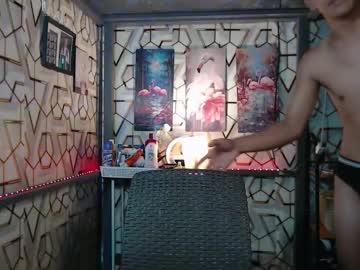 Clyde_Twinkx Chaturbate stream image from October 26, 2025